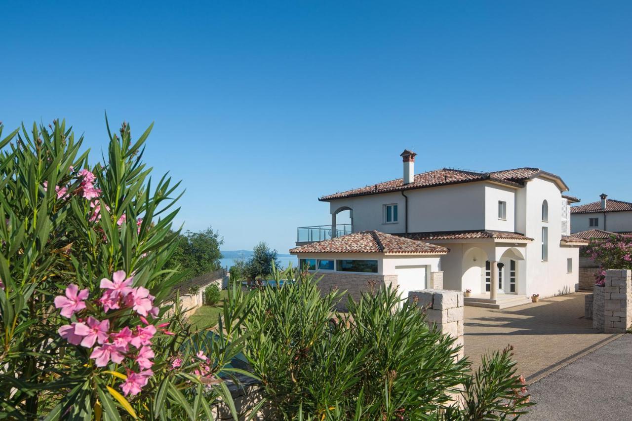 Luxury Panorama Vila With Amazing Seaview In Gondolici 7 Km From Rabac Labin  Exterior photo